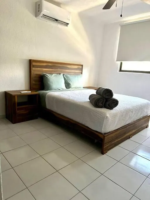 Deco 6 Downtown 3 Bed Apartment Cancun Mexico